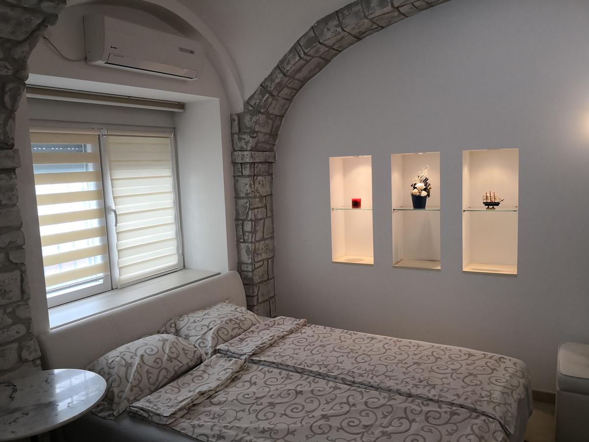 Apartment Zemun Old Town Center Belgrad Exterior foto