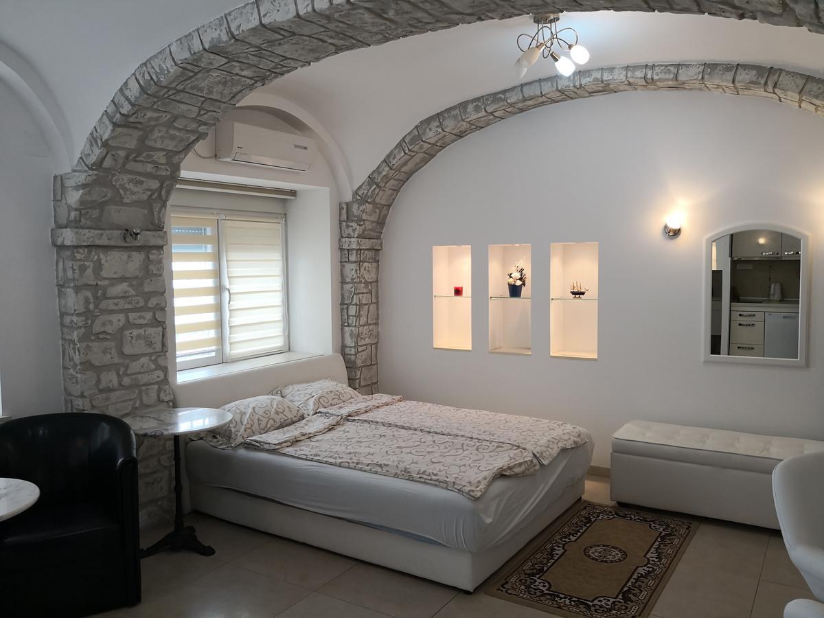 Apartment Zemun Old Town Center Belgrad Exterior foto